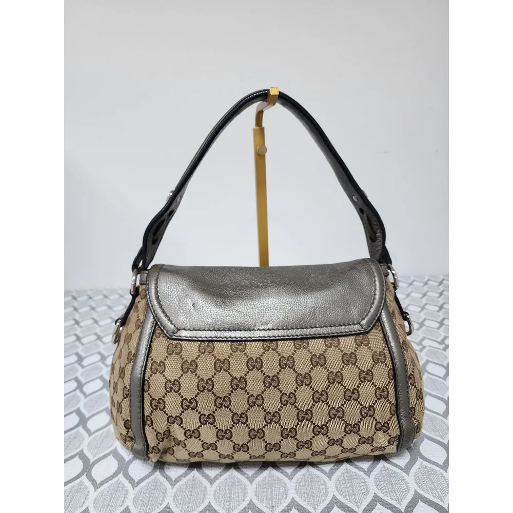 Gucci Medium GG Canvas Techno Horsebit Flap Hobo Bag Grey/Beige